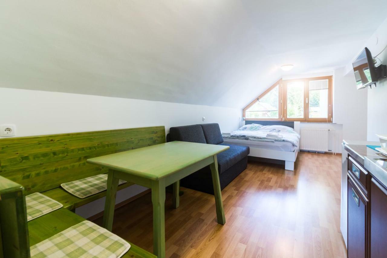 Apartments Henigman Bohinj Eksteriør billede